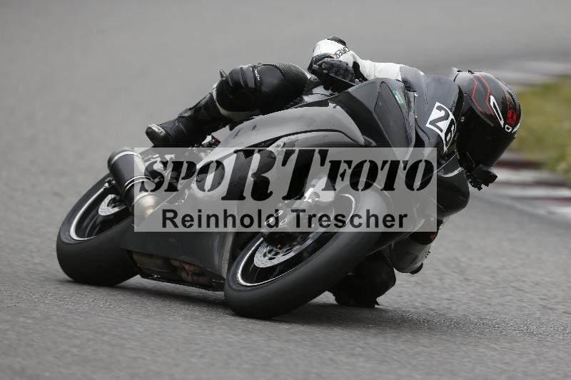 /37 09.08.2026  Pluess Motosport ADR/Freies Fahren/26